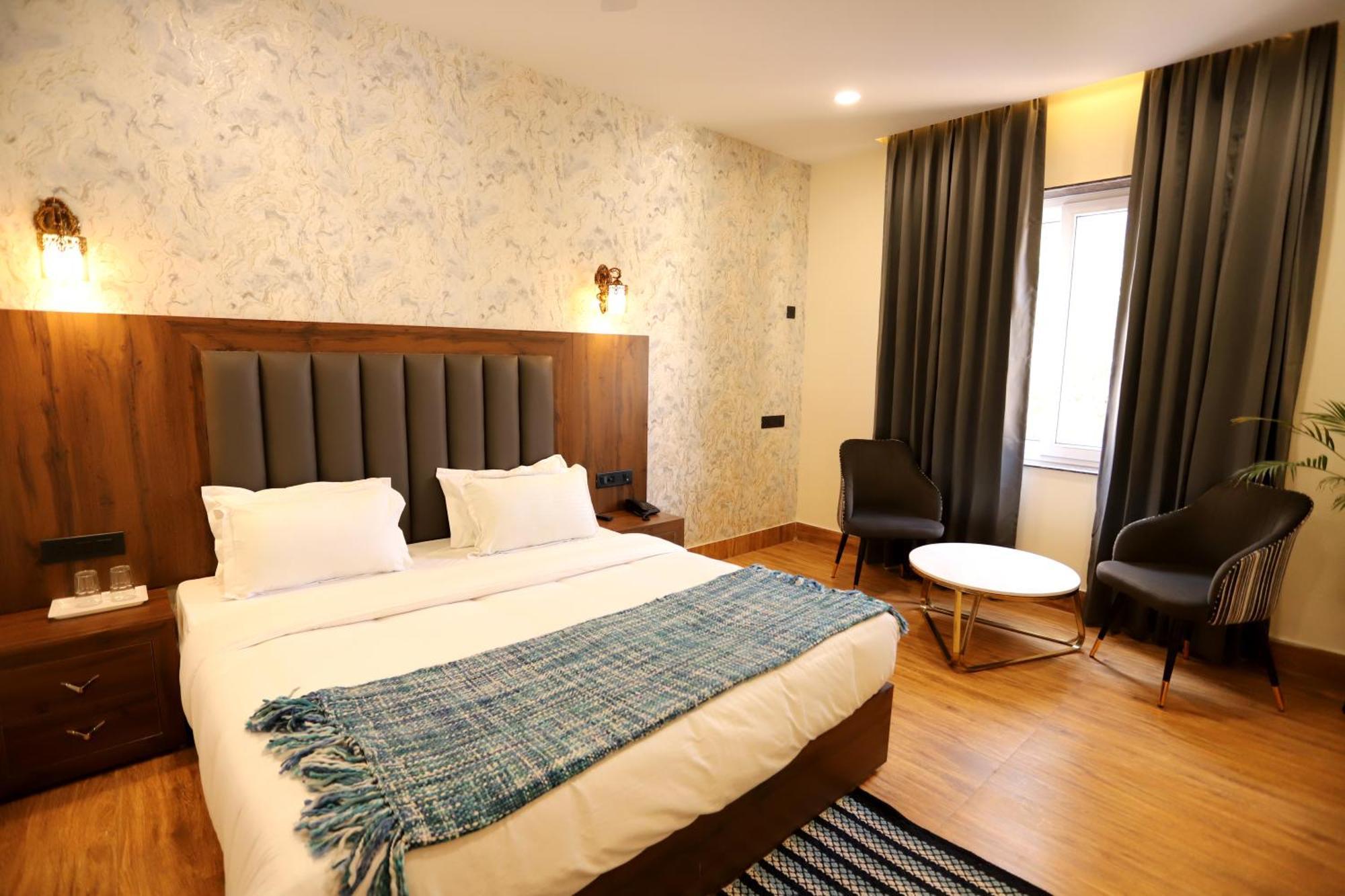 Hotel Dhingra Inn Rewari ภายนอก รูปภาพ